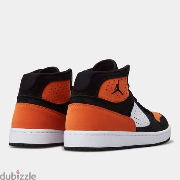 ORIGINAL JORDAN ACCESS
SIZE 43 1