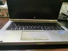 HP EliteBook 8740 لابتوب شبه جديد 0