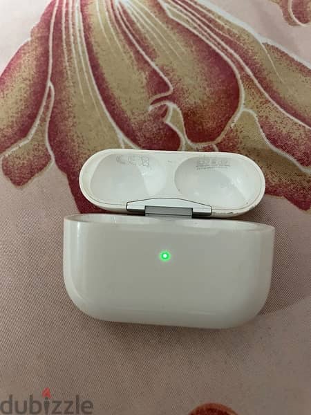 AirPods Pro case original(بوكس بدون السماعات) 1