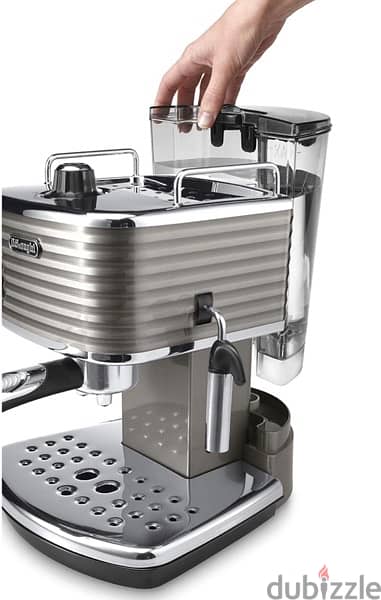 DeLonghi Scultura Espresso Machine - مكنة ديلونجي سكلتورا للاسبريسو 5