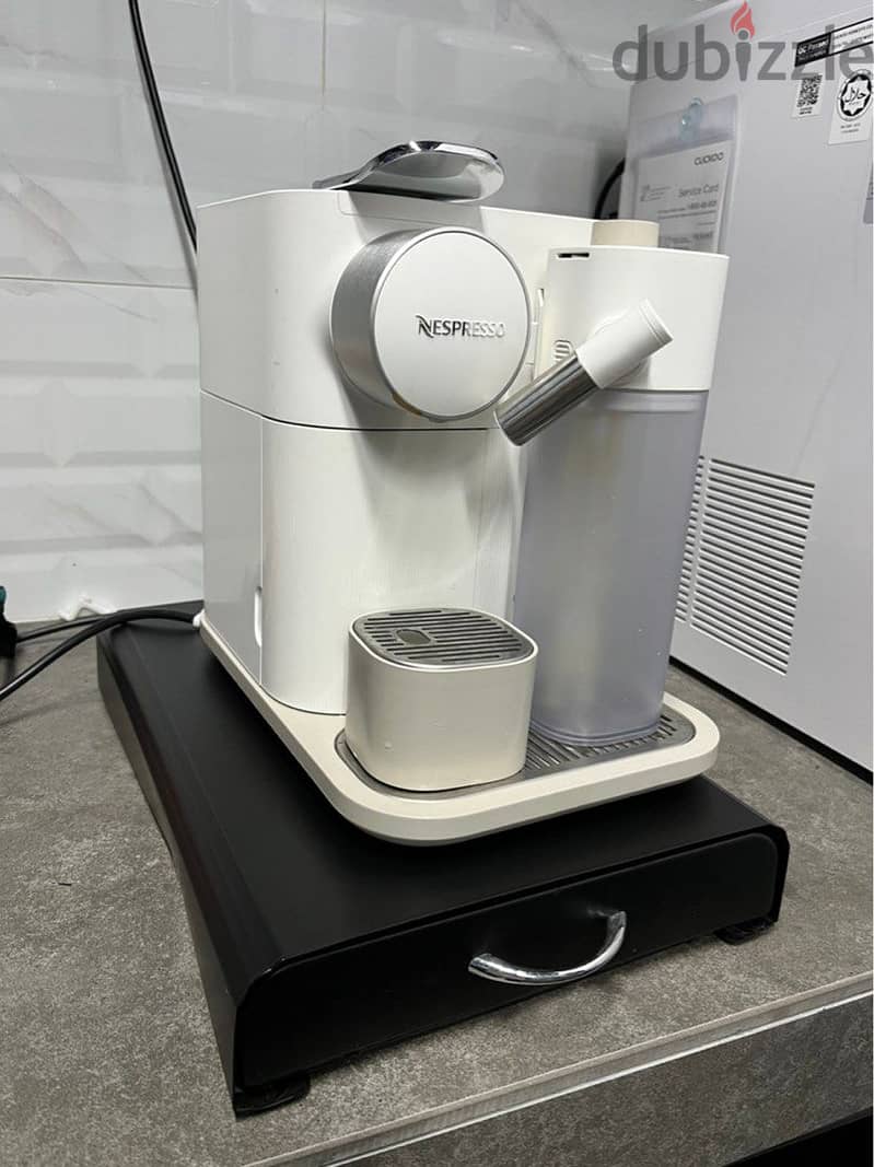 ماكينة قهوة نيسبرسو جران لاتيزيما 9 اوبشن 0