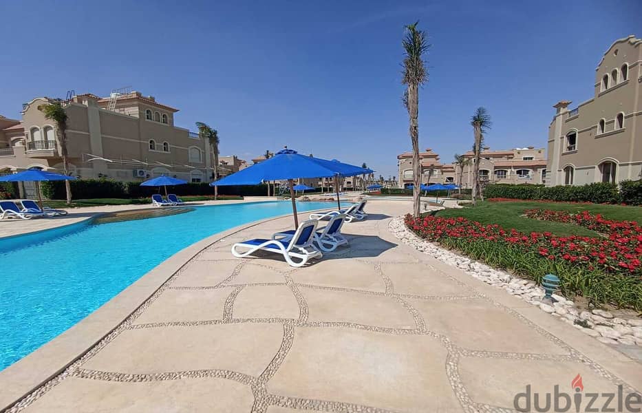 Twin house directly on the swimming pool, immediate receipt 10