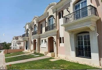 Townhouse Corner for sale  ready to move in The best location in New Cairo with a private roof 2