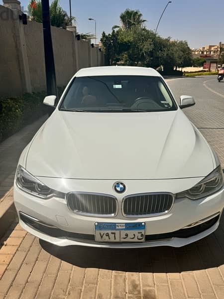 BMW 318 2018 1