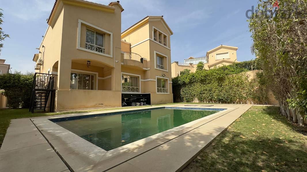 Villa 6 bedroom for long term only with pool fully furnished 1