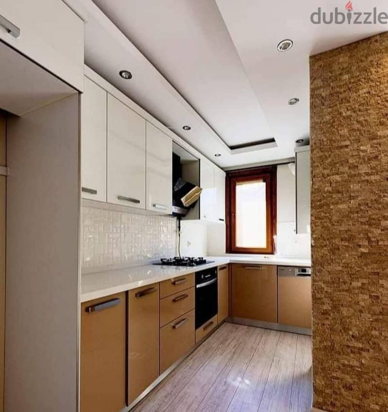 For sale apartment ready to move in new Cairo,شقه  بمساحة كبيره بمراسم التجمع استلام فوري تشطيب كامل 9