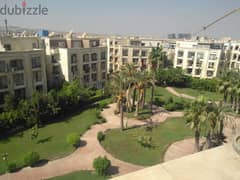 شقة للبيع ففي كمبوند حدائق المهندسين الشيخ زايد مساحة 123 3 غرف و 2 حمام متشطبة سوبر لوكس