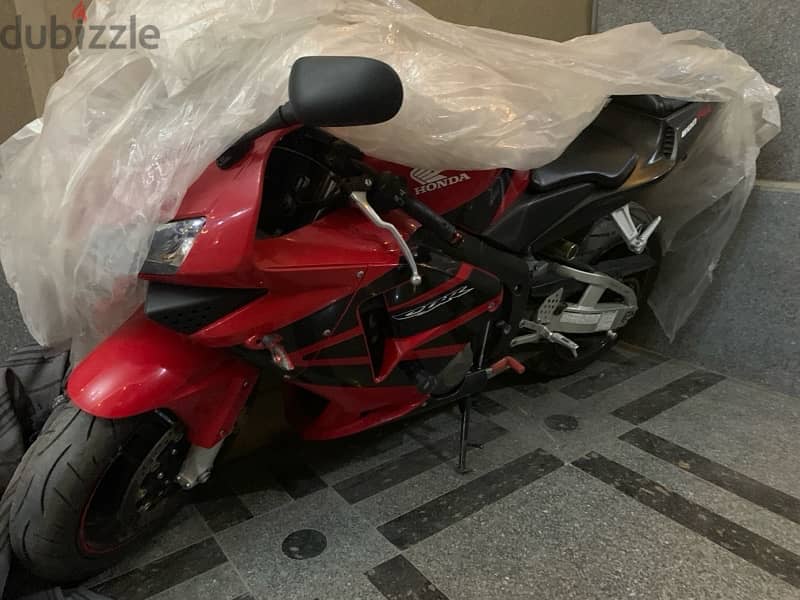 هوندا ٢٠٠٤ _٦٠٠  honda cbr 2004 600rr 1