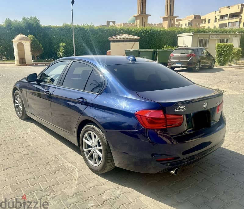BMW 318 2019 3
