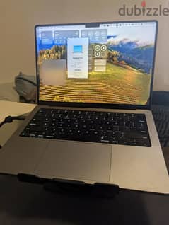 14" M1 Macbook pro 512GB 16GB Ram