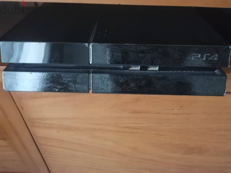 Playstation 4 console for sale 0