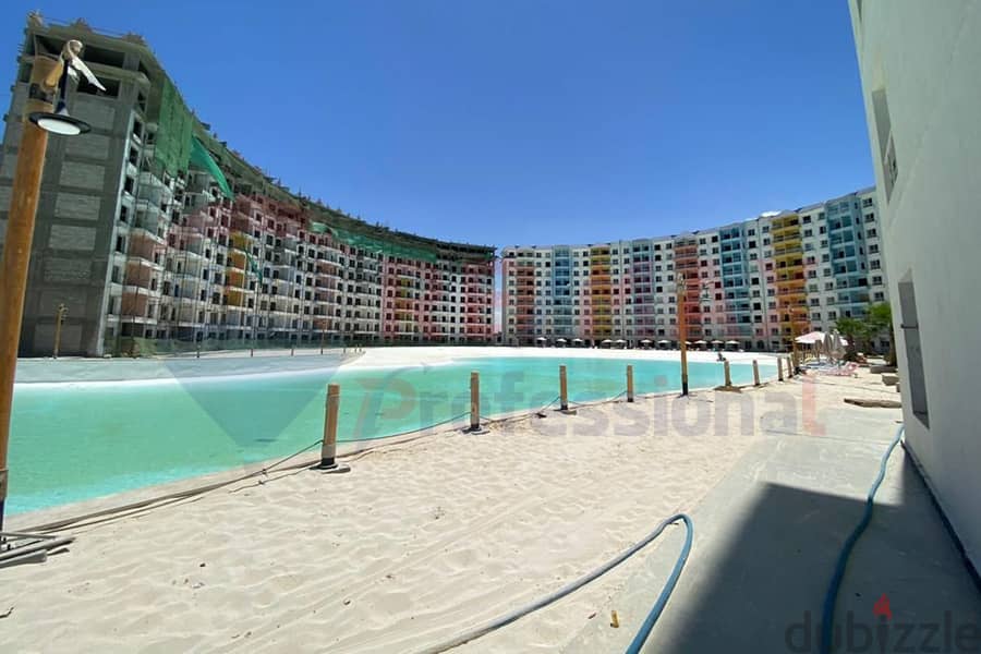 ستلم فيلتك بحمام سباحة خاص في بورتو  جولف 16
