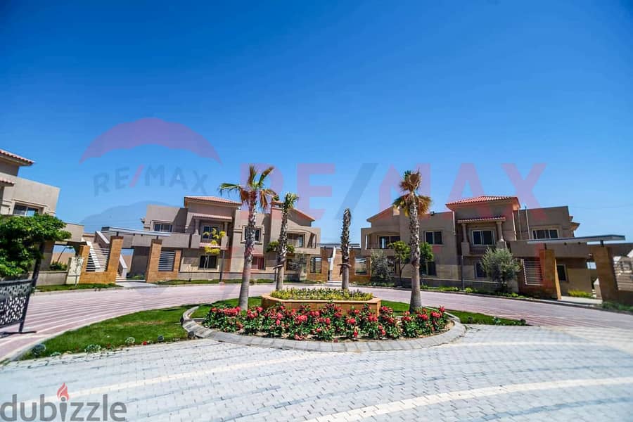 Immediately receive your finished villa in Alex West 1