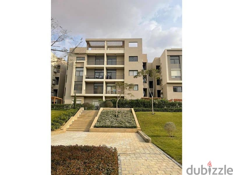 Apartment for sale, fully finished, with air conditioners, 180 square meters, in installments, in a prime location in Al Marasem, Fifth Settlement 4