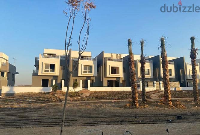 Middle Modern Townhouse 250m Viewlandscape with installments in Hyde Park Compound Fifth Settlement 2