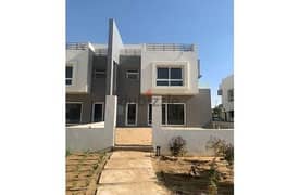 Townhouse middle modern 250 m, prime location  Hyde Park, Fifth Settlement