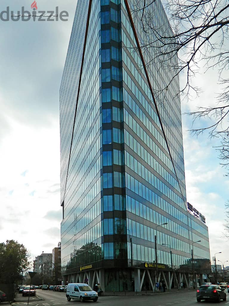 With a down payment of only 200,000, a wonderful office in OURO TOWER- New Capital ,and installments over 10 years 3