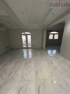 Apartment for sale with kitchen and air conditioners, New Cairo, Third District, near Al-Baghdadi Square behind me  Super deluxe finishing