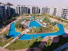 penthouse105 m Sun Capital compound Minutes from Mall of Arabia View the lakes and landscape