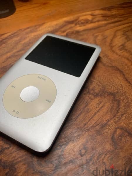 Apple iPod 6th Gen Classic 160GB 2