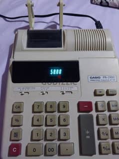 اله حاسبة كاسو موديل fr - 2500 تعمل بالكهرباء