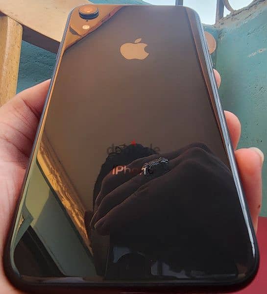 iPhone xr  ايفون اكس ار 3