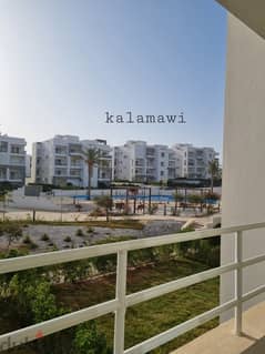 Chalet on the coast in Amwaj, chalet area 124 meters, finished, super luxury, with air conditioning and furniture