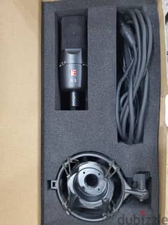SE Electronics X1s condenser microphone (with box)