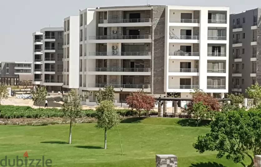 Apartment for sale in Taj Sultan Compound ready to move at the lowest price for quick sale 1