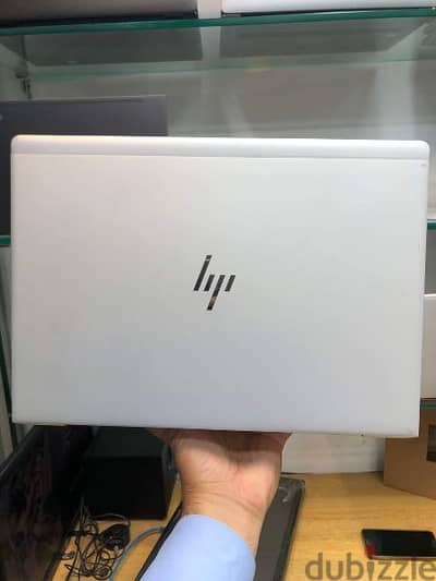 HP ELITBOOK i5 جيل ثامن ram8G 256 ممتاز في شغل البرمجه وبرامج الاودابي