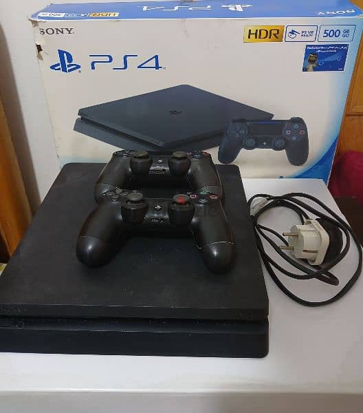 Playstation 4 slim 500gb + 2 consoles 2