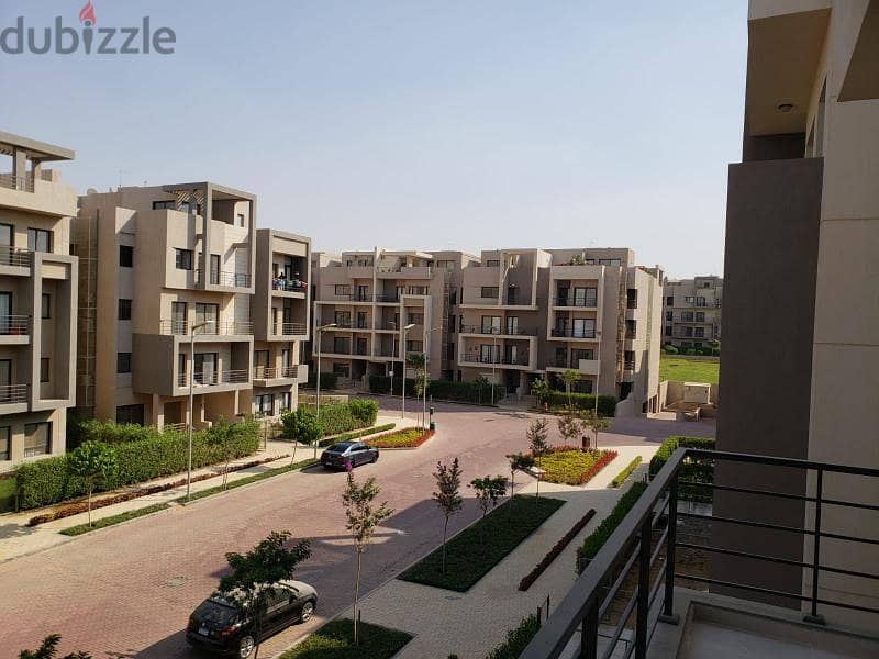 Apartment for sale in Bahri, finished with air conditioners, in installments, in the Fifth Settlement, 196 m 2
