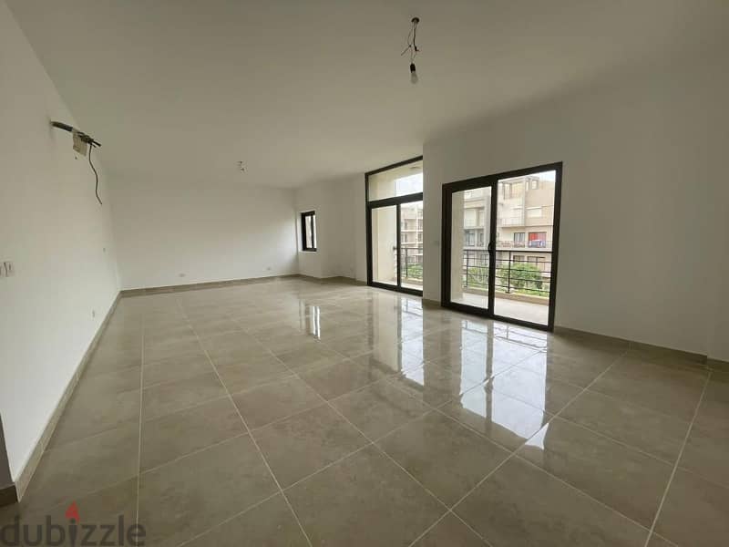 for sale Apartment ready to move fully finished with ac & kitchen very prime location 4
