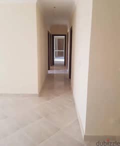 Apartment for sale in South Lotus, 270 meters, fully finished, with a garden of 160 meters