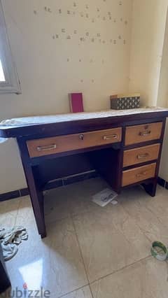 مكتب خشب مستعمل
