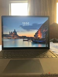 Microsoft Surface Laptop 4 - i5, 256 GB SSD, Touch Screen 0