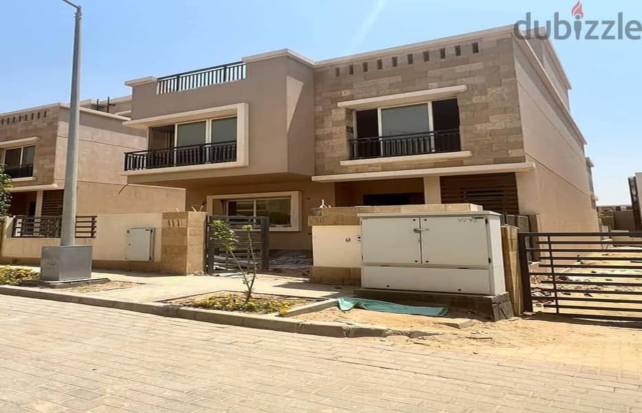 فيلا استاندالون للبيع امام المطار تاج سيتي التجمع الخامس Villa for Sale Front Airport Fifth settlement 7