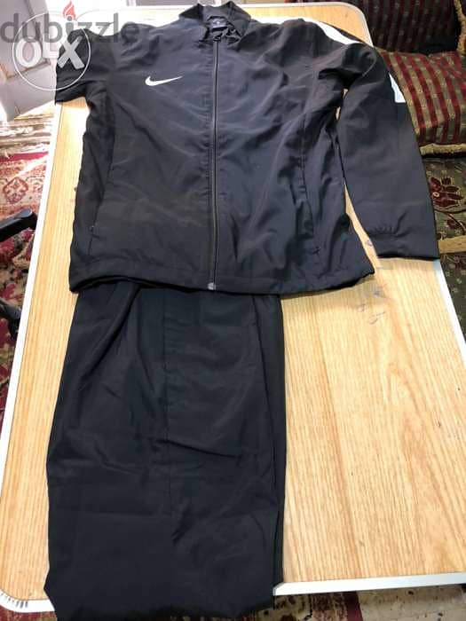 Nike orginal track suit polyester size m made in Vietnam 2