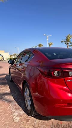 Mazda 3 2017 top line