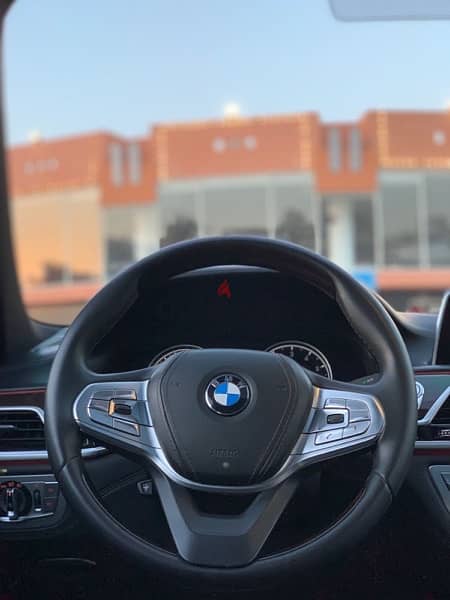 بي ام دبليو 740 2019/ BMW 740 18