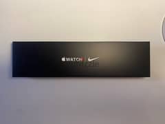 Apple watch series 7 Nike Edition