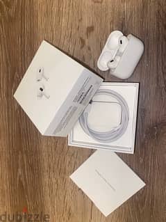 Apple airpods pro (2nd generation ) magnetic charging case