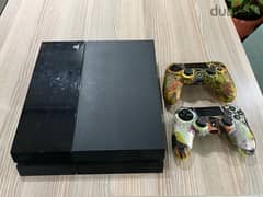 PS 4 pro 500 GB + 8 installed games + wireless charger set