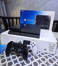 ps4 500 GB 2 Controller