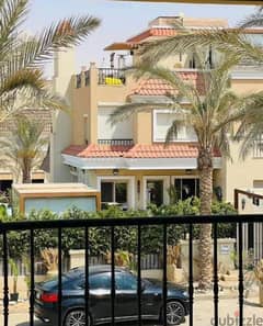 S villa for sale at the price of an apartment in Sarai Compound, New Cairo, Solar, with Madinaty, in installments over the longest payment period.