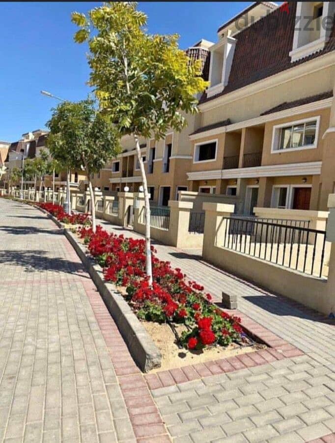 Townhouse for sale at the price of an apartment in Sarai Compound, New Cairo, Solar, with Madinaty, in installments over the longest payment period. 5