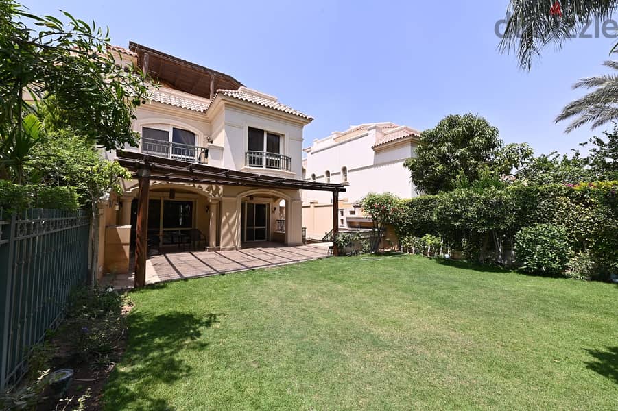 Luxurious Twin house 550. M in Patio 1 new cairo for sale fully furnished with Ac`s 1