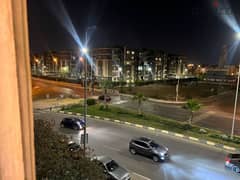 مقر إداري مفروش للايجار يصلح لجميع الشركات على شارع رئيسي الشيخ زايد