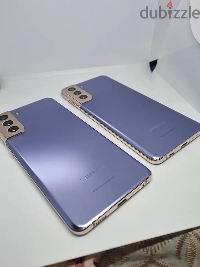 Samsung Galaxy S21 plus 0