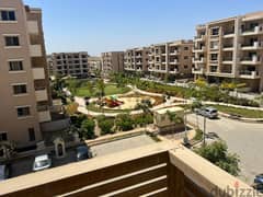 For sale, a 225 sqm penthouse with a fantastic view in the middle of Taj City villas, New Cairo, Taj City New Cairo, 10% down payment, 8 years install 0